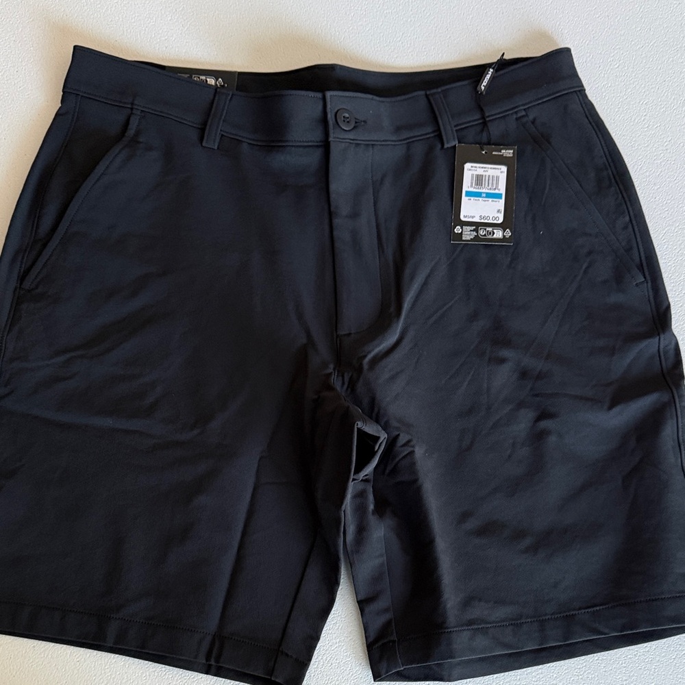 NWT Under Armor Men's Black Shorts